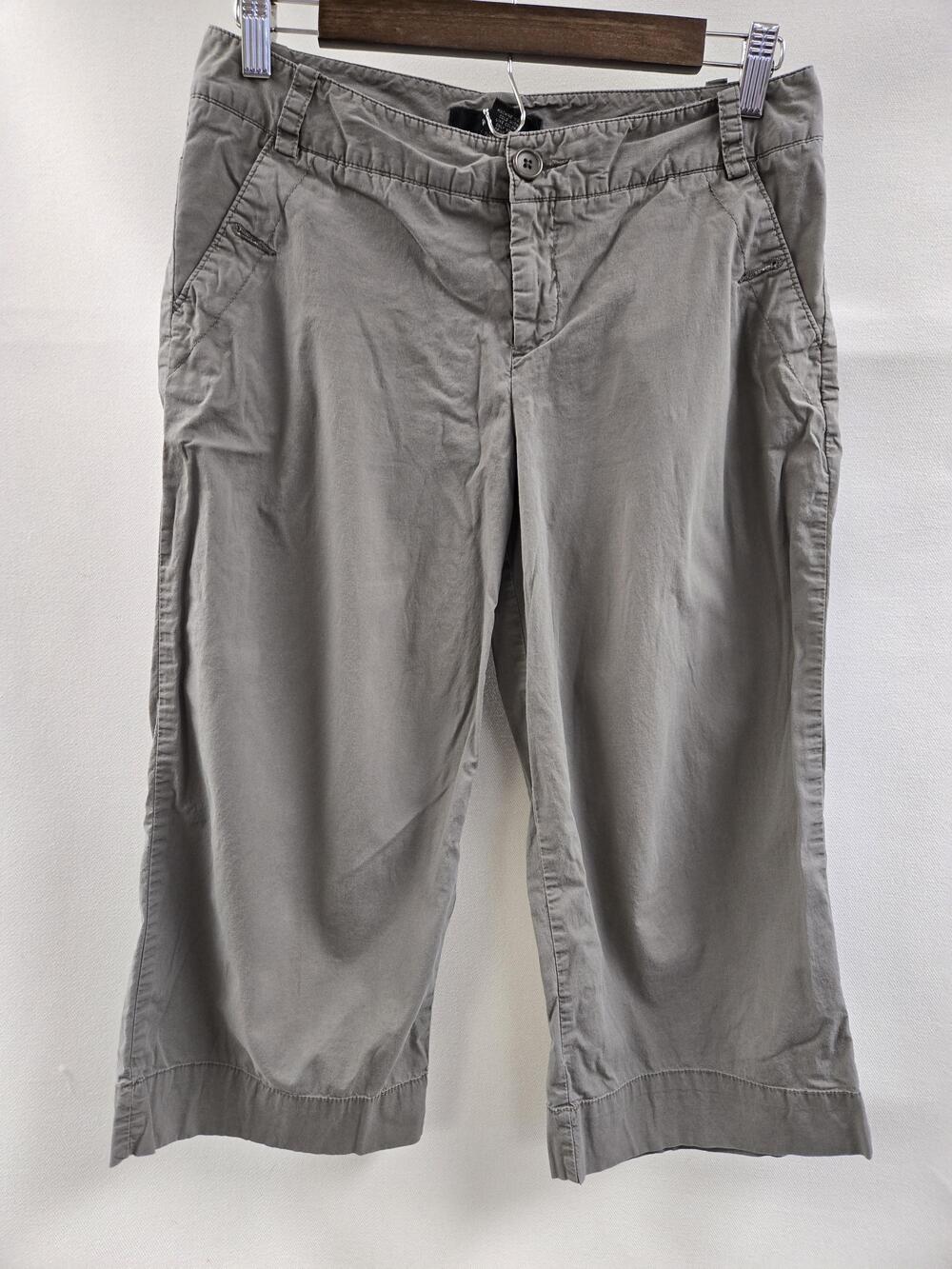 Mossimo Pants Womens Medium Gray Stretch Cropped Capri Casual Lightweight Summer